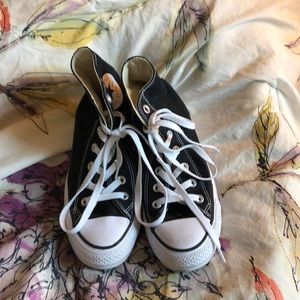 Black high top converse